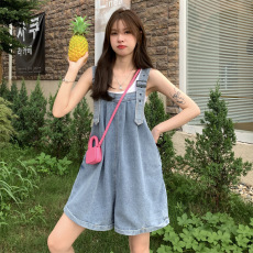 批发牛仔背带短裤<b class='q'>女</b>夏季<b class='q'>韩版</b>2022新款可爱减龄小个子外穿宽松阔腿裤子