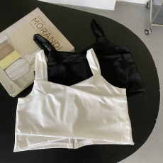 批发实拍实价法式别致交叉纯欲吊带背心女内搭设计感小众外穿短款上衣