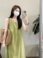 棉麻无袖吊带连衣裙女夏季法式小众设计高级感宽松别致显瘦长裙子