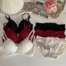 批发实拍实价<b class='q'>日系</b>性感蕾丝聚拢无钢圈<b class='q'>文胸</b><b class='q'>套装</b>少女胸罩收副乳内衣