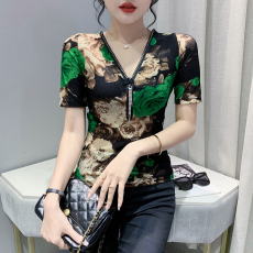 批发欧洲站2022夏季新款时尚<b class='q'>修身</b>显瘦V领个性<b class='q'>饰品</b>短袖弹力上衣女