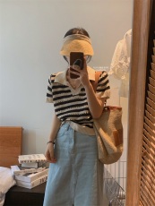 yourroom镂空条纹撞色翻领v领针织衫短袖2022新款超火短款上衣女