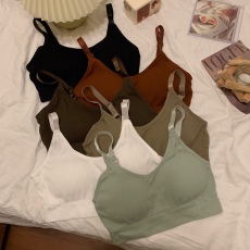 批发实拍实价 <b class='q'>日系</b>无钢圈吊带背心带胸垫运动<b class='q'>文胸</b>可调节内衣