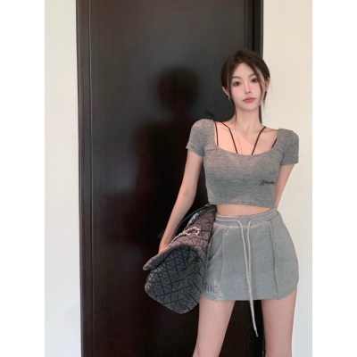 实拍实价 纯色短袖t恤短款百搭上衣活力辣妹显瘦运动包臀裙套装
