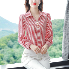批发实拍2026春季真丝<b class='q'>衬衫</b>女春季条纹<b class='q'>衬衣</b>V领<b class='q'>长袖</b>桑蚕丝上衣遮肚子