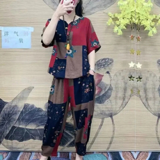 批发L到5XL大码中老年夏季女装套装洋气宽松短袖<b class='q'>妈妈装</b>遮肚子显瘦两件