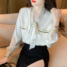 实拍有货！2026春款高级长袖上衣女装新款洋气百搭女士衬衣