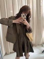 短款西装外套女吊带裙两件套