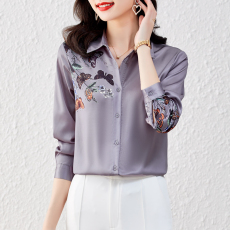 批发实拍年新款翻领<b class='q'>衬衣</b>印花重磅<b class='q'>真丝</b>锻面长袖时尚宽松女上衣