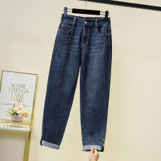 批发实拍春新款大码宽松休闲松紧腰简约牛仔哈伦<b class='q'>裤</b>胖MM高腰九分萝卜<b class='q'>裤</b>