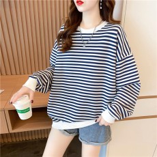 批发实拍棉质<b class='q'>大码</b><b class='q'>女装</b>春秋薄长袖卫衣女韩版宽松珠地条纹设计感上衣
