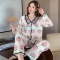 杏色水蜜桃