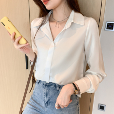 批发实拍缎面仿真丝秋季新款女装翻领纯色<b class='q'>雪纺</b><b class='q'>衫</b>上衣开衫衬衫打底衬衣