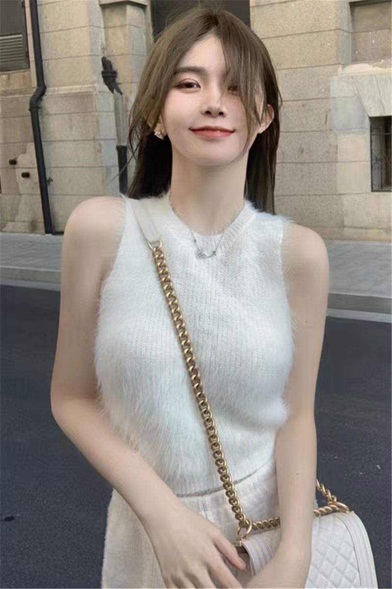민소매 핫걸 외출용 인사이드 가져 가라. 회색 조끼 여성 여름 쇼트 스타일 슬립 섹시함 플리스 플러시 기본 셔츠 맨위