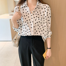 批发实拍洋气港风秋季新款女装翻领<b class='q'>波点</b><b class='q'>雪纺</b><b class='q'>衫</b>上衣开衫<b class='q'>衬衫</b>打底<b class='q'>衬衣</b>