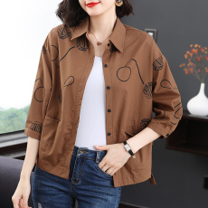 批发中年<b class='q'>妈妈装</b>开衫宽松印花休闲衬衣大码衬衫女新款女士短薄百搭外套