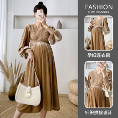 批发实拍网红孕妇装毛衣拼接金丝绒孕妇连衣裙大码孕妇打底衫