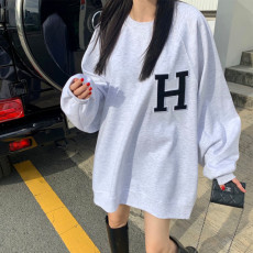 批发已出货  刺绣字母减龄卫衣裙