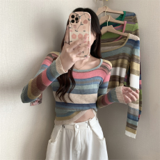 实拍彩虹条纹修身打底衫女春秋洋气方领长袖t恤内搭网红上衣