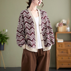 批发实拍小耳家文艺大码春亚麻纱印花蝙蝠袖民族风<b class='q'>宽松</b>开衫短外套女