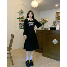 批发大码女装胖mm赫本风黑色polo领印花连衣裙2025<b class='q'>秋</b>新款收腰显瘦裙子