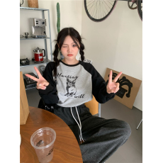 批发实拍实价 2026早春美式复古撞色收腰短款长袖套头<b class='q'>卫衣</b>