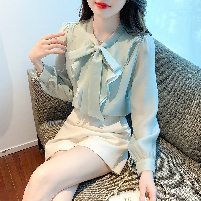 주간 실크 프랑스식 레이스업 칼라 긴팔 여성 셔츠 2026 년 봄 가을 새로운 패션 다용도 거품 소매 맨위