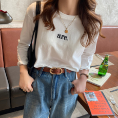 设计感小众长袖t恤chi港风女年灰秋季新款宽松中长款百搭纯棉长袖
