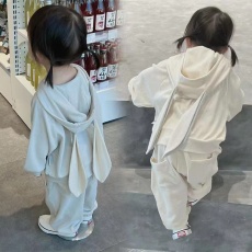 现货女童2022秋冬季套装新款洋气可爱卫衣童装儿童外穿衣服两件