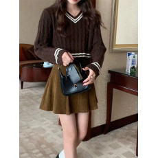 批发韩系法式v领麻花毛衣打底外穿长袖上衣