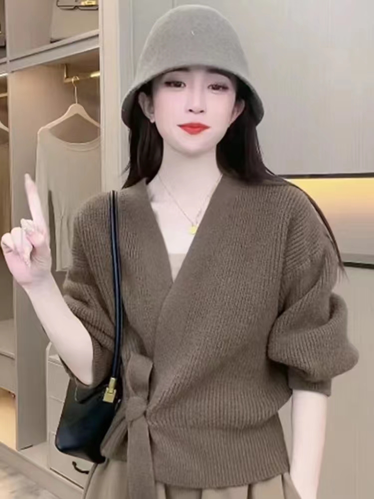 레트로 디자인 센스 작은 대중 맨위 여성 가을 겨울 새로운 일본식 느긋한 바람 다용도 슬림해 보이는 오픈 가디건 스웨터 코트