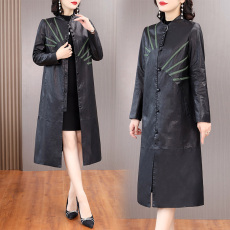 批发品牌真皮皮衣女绵羊皮中长款2022年秋冬新款海宁时尚妈妈风衣外套