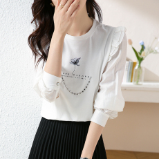 批发实拍纯棉圆领<b class='q'>宽松</b><b class='q'>长袖</b><b class='q'>T</b><b class='q'>恤</b>女2026年春季新款高级感百搭荷叶边上衣