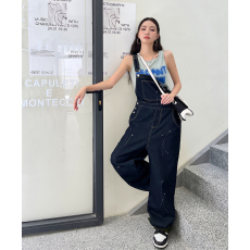 批发实拍2026春夏新款潮牌设计水墨点撞色宽松减龄阔腿裤背带牛仔裤女