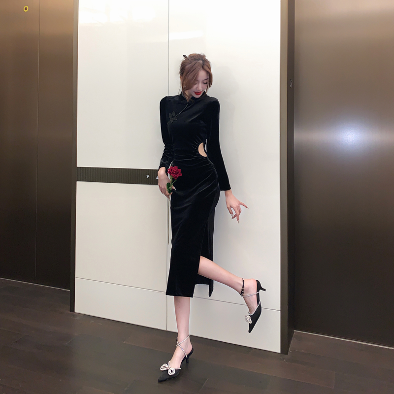 实拍!秋季新款优雅复古中长露腰开叉系绳金丝绒旗袍连衣裙