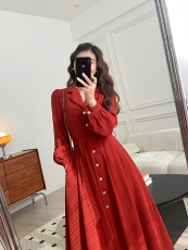 红色连衣裙2022新款长袖衬衫气质名媛高级感小香风法式长裙女秋冬
