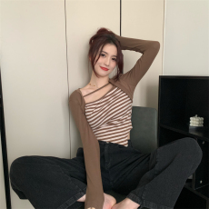 批发实拍实价 不规则条纹长袖T恤女<b class='q'>秋</b>冬设计感小众假两件网红拼接上衣