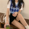 蓝色