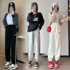 实拍束脚运动裤女春秋薄款宽松三道杠学生灯笼裤休闲百搭显瘦卫裤
