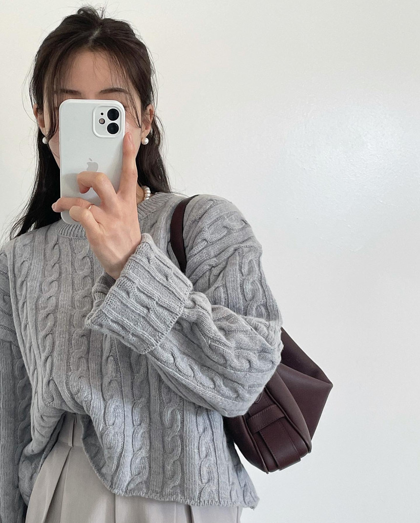 재고 있음 한국 ins 이른 가을 이후 트임 디자인 센스 긴팔 꽈배기 스웨터