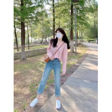 批发实价有货温柔风小个子粉色毛衣春季小清新清纯俏皮活泼盐系穿搭