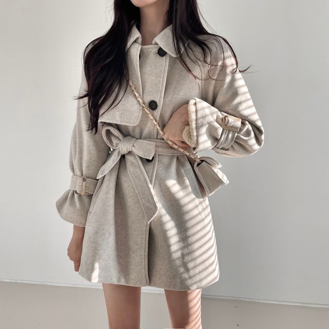 크기 있음 업데이트 chic 가을과 겨울 한국어 버전 패션 단순한 옷깃 레이스 레트로 재킷 털이 많은 외투