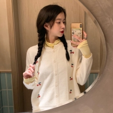 批发针织开衫韩版百搭小个子毛衣女宽松甜美樱桃圆领上衣