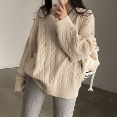 批发实拍大码 <b class='q'>秋</b>冬宽松慵懒毛衣女麻花坑条设计感简约厚针织上衣