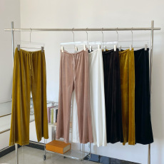 Madofit麻豆/Casual每天都想穿的 韩国进口粼粼光感珍珠丝绒长裤