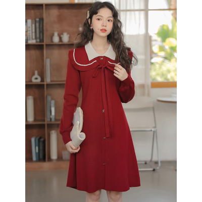 双层领针织连衣裙女2022冬季新款高级感名媛气质长袖红色毛衣裙