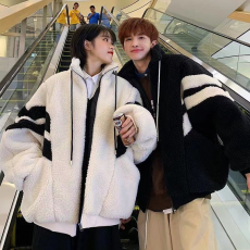 批发<b class='q'>男</b>女同款 300斤大码女装<b class='q'>外套</b>情侣款潮流拼色