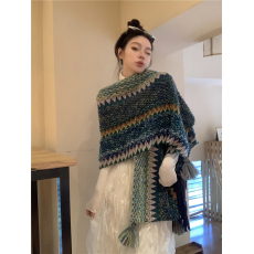 实拍实价  秋冬保暖民族风披肩毛毯外搭开衫斗篷披风