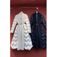 批发高端气质 时尚 韩国品牌 长款白鸭绒 带皮装饰收腰<b class='q'>显瘦</b>