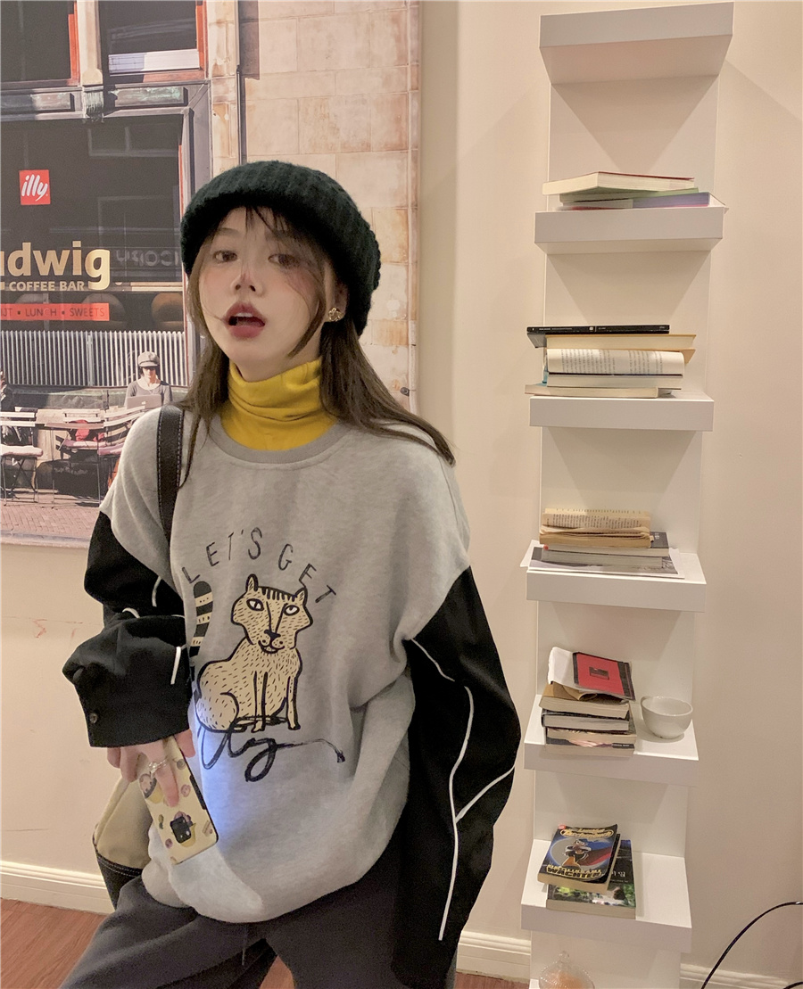 實拍！卡通字母印花寬鬆套頭加絨衛衣拼接風衣料氣質上衣女